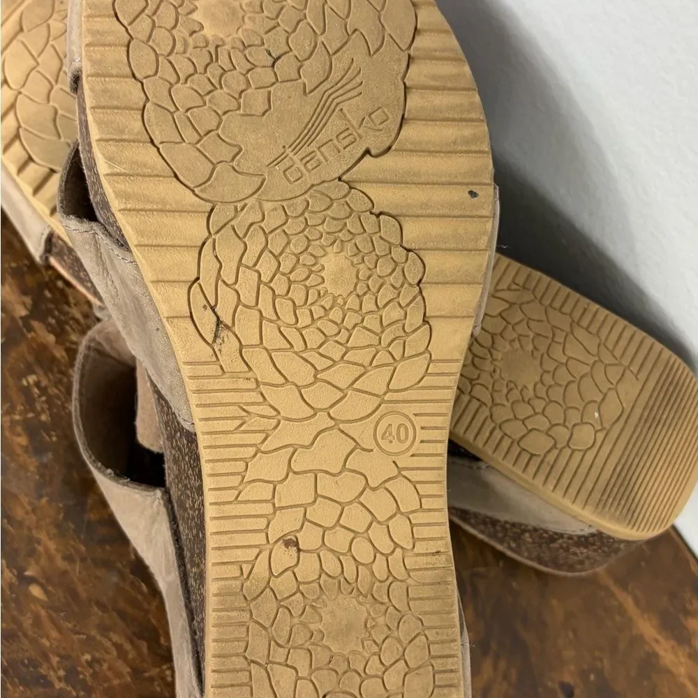 Dansko comfortable taupe